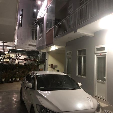 Phuong Hong Guesthouse Далат Екстер'єр фото